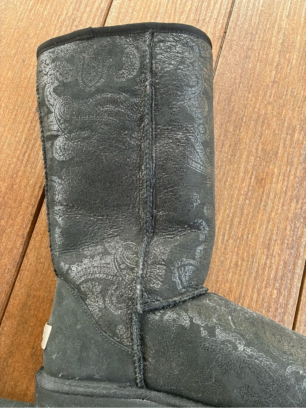Women's UGG Black Paisley Tall Winter Boots - Cozy Everyday Wear Sz 8 Never Worn